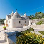Trullo Il Pupineto . * Cisternino